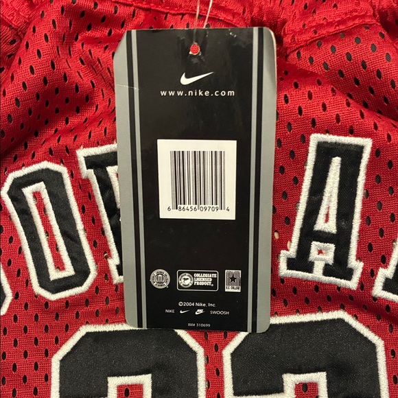 Jordan Red Mesh Drawstring Backpack - Picture 2 of 2